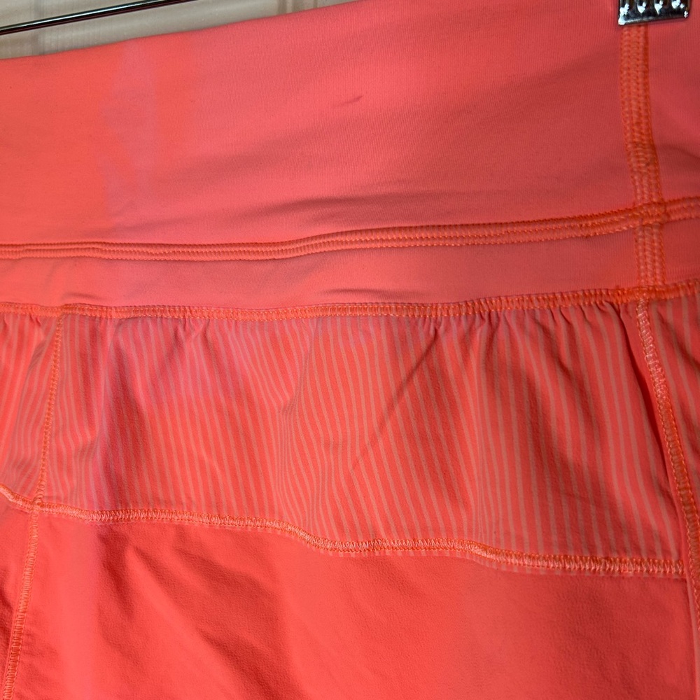 Lululemon Run: Pace Short- Pop Orange/Wagon Stripe Pop Orange/ Size 6 (FLAWED) - Picture 9 of 11